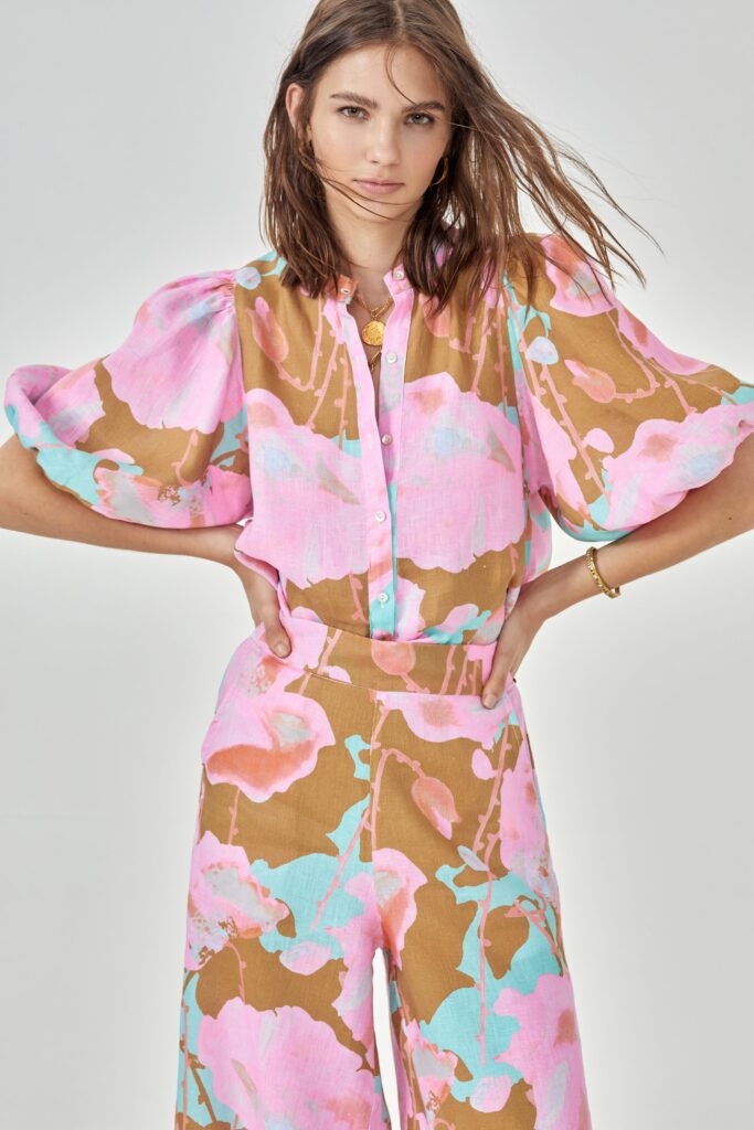 Bubble Linen Shirt – Aquarela: Feminine Organic Linen Top with Mao Neckline, Balloon Sleeves, and Flattering Fit by Lanhtropy